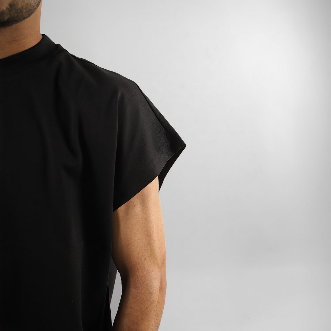 BLACK NIGHT CULTURE SLEEVELESS TEE