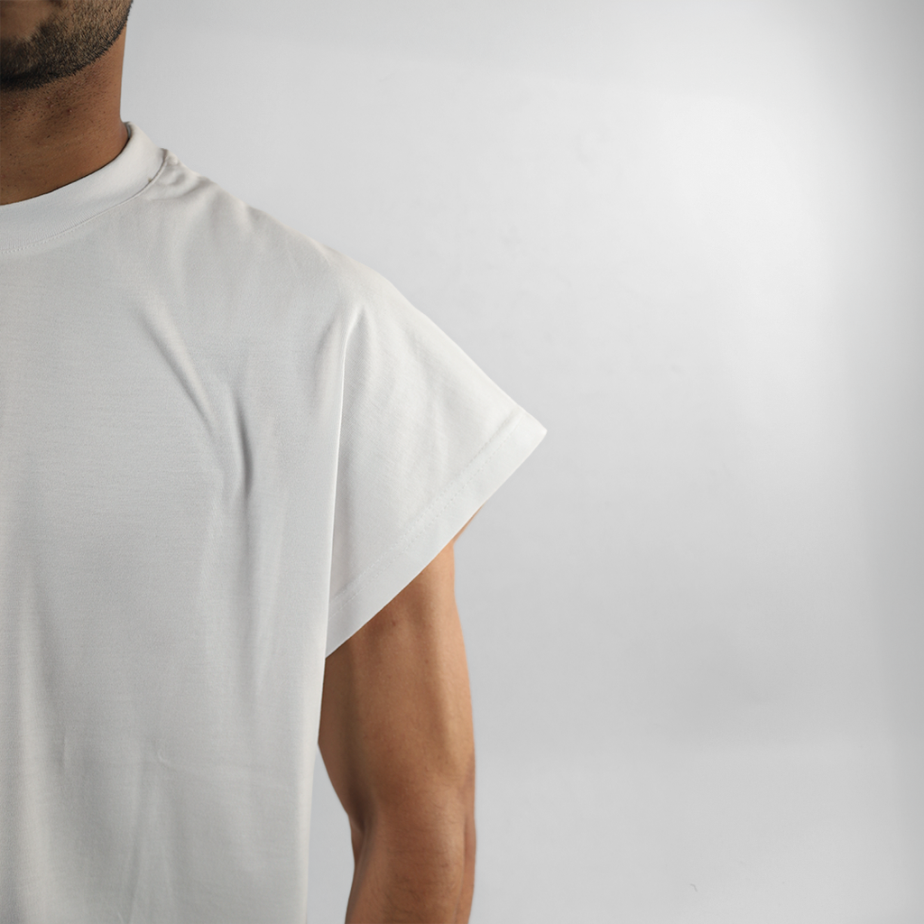 WHITE NIGHT CULTURE SLEEVELESS TEE